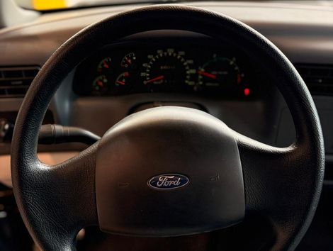Ford F-250 XL 4.2 Turbo Diesel