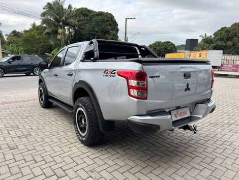 Mitsubishi L200 Triton Sport GLS 2.4 CD Diesel Aut.