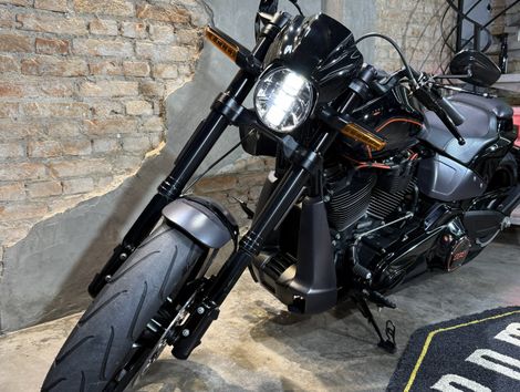 Harley SOFTAIL FXDR