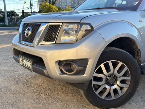 Nissan Frontier SV AT. CD 4x4 2.5 TB Dies. Aut.