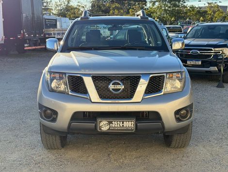 Nissan Frontier SV AT. CD 4x4 2.5 TB Dies. Aut.