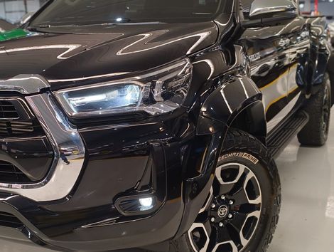 Toyota Hilux CD SRX Plus 4x4 2.8 TDI Die. Aut.