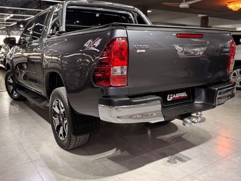 Toyota Hilux CD SRX 4x4 2.8 TDI 16V Diesel Aut.