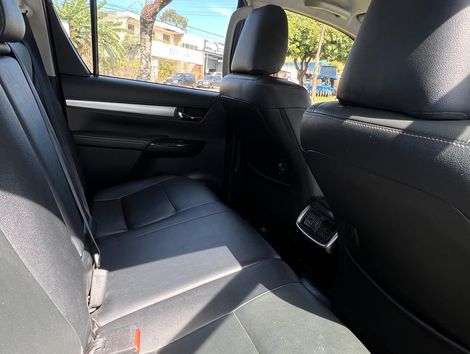 Toyota Hilux CD SRV 4x4 2.8 TDI Diesel Aut.
