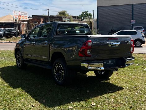 Toyota Hilux CD SRV 4x4 2.8 TDI Diesel Aut.