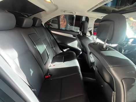 Mercedes C-200 CGI Sport 1.8 TB 16V 184cv Aut.