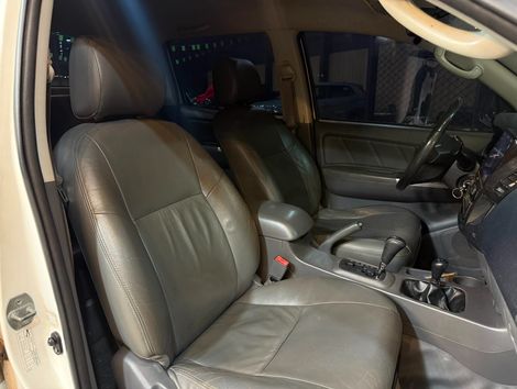 Toyota Hilux CD SRV 4x4 2.7 Flex 16V Aut.