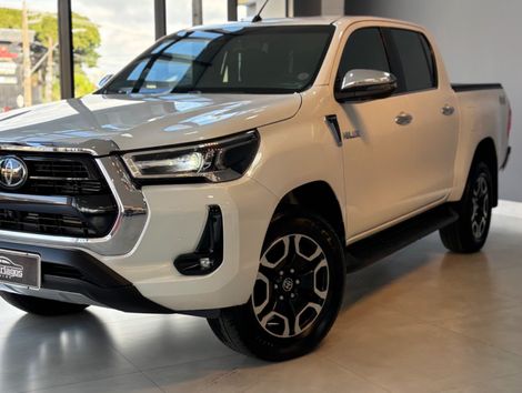 Toyota Hilux CD SRX 4x4 2.8 TDI 16V Diesel Aut.
