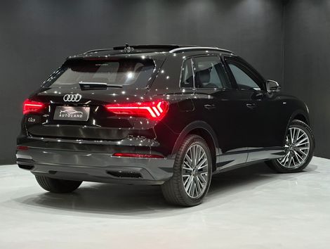 Audi Q3 Black Ed. 1.4 TFSI Flex/Black S-tron.