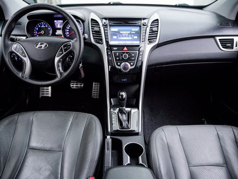 Hyundai i30 1.8 16V Aut. 5p