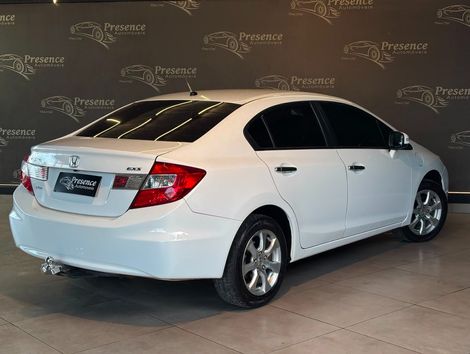 Honda Civic Sedan EXS 1.8/1.8 Flex 16V Aut. 4p