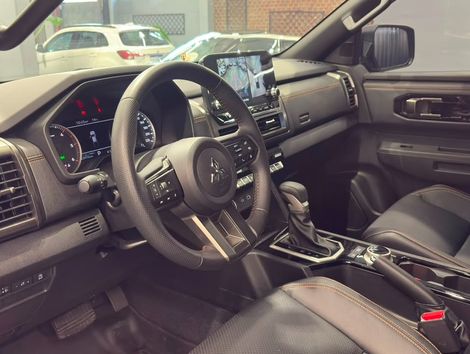 Mitsubishi Triton Katana 2.4 CD 4x4 TB Diesel Aut.