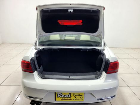 VolksWagen Passat TB 2.0 FSI/TSI 211cv Tiptronic 4p
