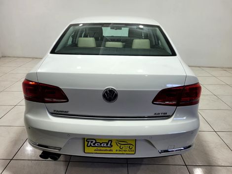 VolksWagen Passat TB 2.0 FSI/TSI 211cv Tiptronic 4p