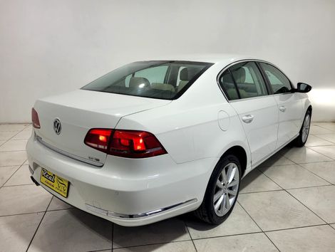 VolksWagen Passat TB 2.0 FSI/TSI 211cv Tiptronic 4p