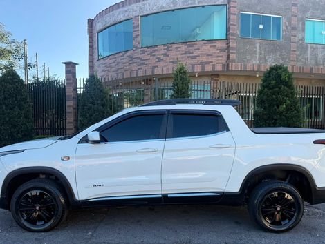 Fiat Toro Freedom 1.8 16V Flex Aut.