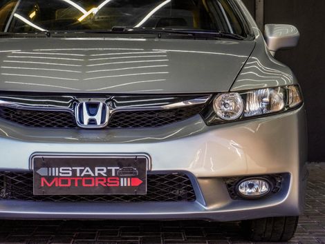 Honda Civic Sedan LXS 1.8/1.8 Flex 16V Aut. 4p
