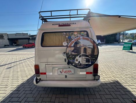 VolksWagen Kombi Lotação 1.4 Mi Total Flex 8V