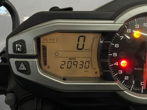 TRIUMPH TIGER 800 XR