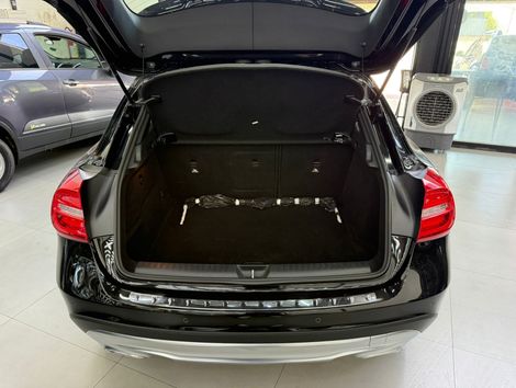Mercedes GLA 200 Advance 1.6/1.6 TB 16V Flex Aut.