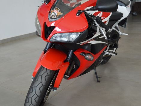 HONDA CBR 600 RR
