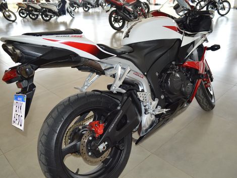 HONDA CBR 600 RR