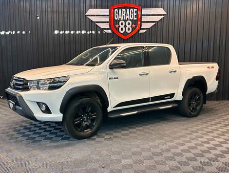 Toyota Hilux CD SR CHALL. 4x4 2.8 TDI Dies Aut.