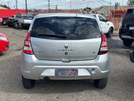 Renault SANDERO Expression Hi-Flex 1.6 8V 5p