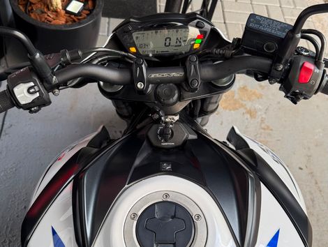 SUZUKI GSX-S 750