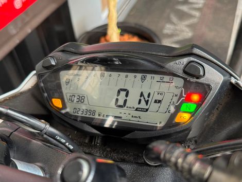 SUZUKI GSX-S 750