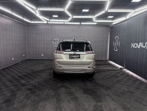 Jeep Commander Overland T270 1.3 TB Flex Aut.