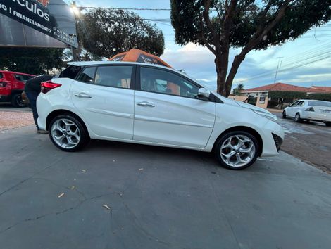 Toyota YARIS XLS 1.5 Flex 16V 5p Aut.