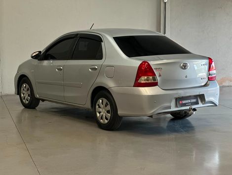 Toyota ETIOS XS Sedan 1.5 Flex 16V 4p Aut.