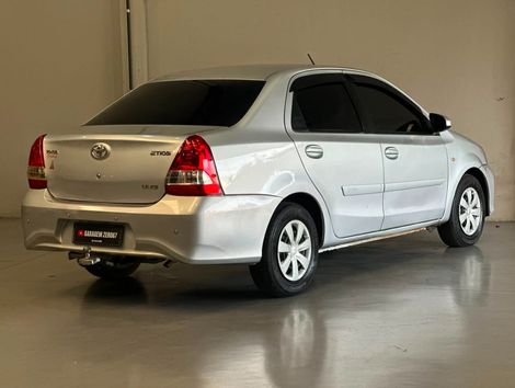 Toyota ETIOS XS Sedan 1.5 Flex 16V 4p Aut.