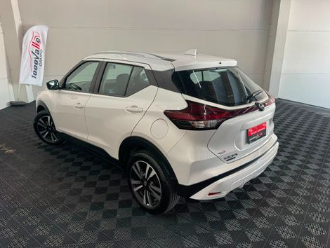 Nissan KICKS Play Sense 1.6 16V Flex Aut.