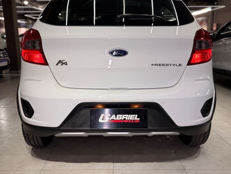 Ford Ka 1.5 FreeStyle 12V Flex 5p Aut.