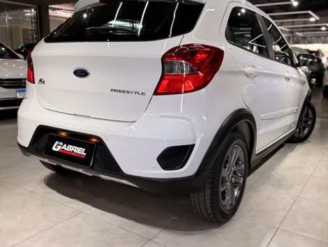 Ford Ka 1.5 FreeStyle 12V Flex 5p Aut.