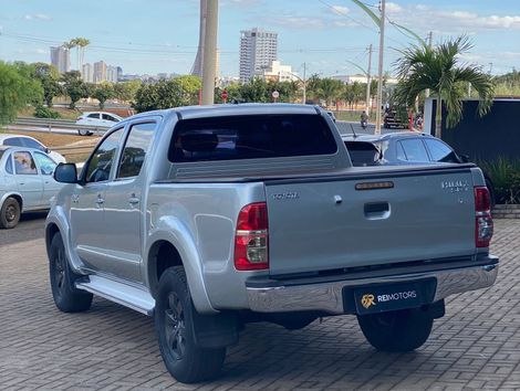 Toyota Hilux CD SRV 4x2 2.7 Flex 16V Aut.