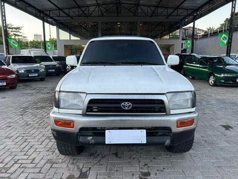 Toyota Hilux SW4 4x4 3.0 8V TB Diesel