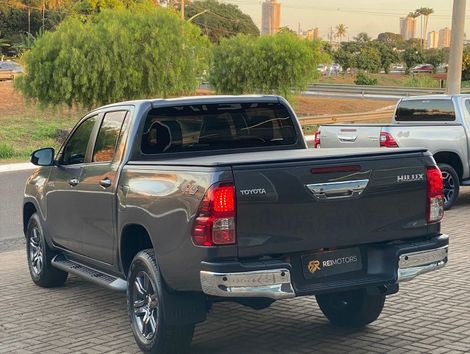 Toyota Hilux CD SR 4x4 2.8 TDI Diesel Aut.