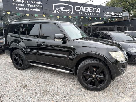 Mitsubishi Pajero HPE Full 3.2 4x4 T.I.Dies. 5p Aut