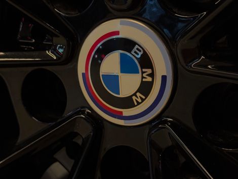 BMW 330i M Sport 2.0 TB 16V 4p