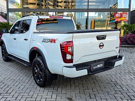 Nissan Frontier PRO4X CD 4x4 2.3 Bi-TB Die. Aut