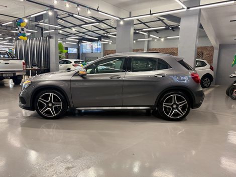 Mercedes GLA 250 Sport 2.0 TB 16V 4x2  211cv Aut.