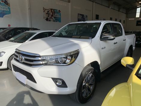 Toyota Hilux CD SRX 4x4 2.8 TDI 16V Diesel Aut.