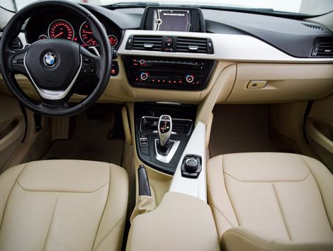 BMW 320iA 2.0 Turbo/ActiveFlex 16V/GP  4p