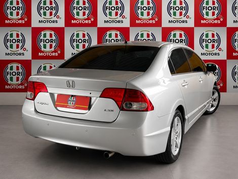 Honda Civic Sedan LXS 1.8/1.8 Flex 16V Aut. 4p