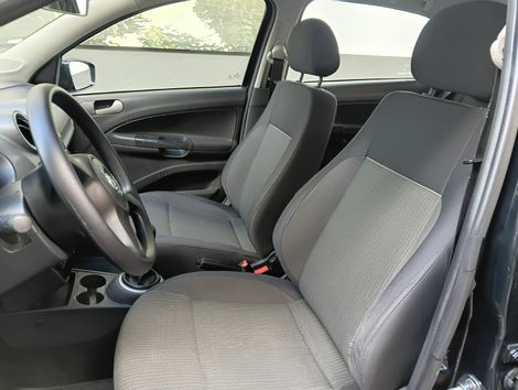 Volkswagen GOL 1.0 NOVO