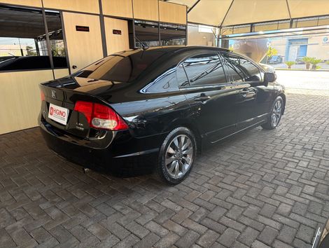 Honda Civic Sedan LXS 1.8/1.8 Flex 16V Aut. 4p