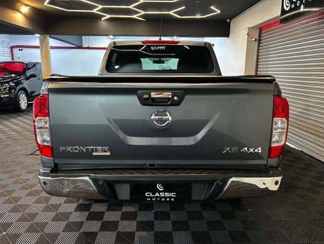 Nissan Frontier XE CD 4x4 2.3 Bi-TB Diesel Aut.